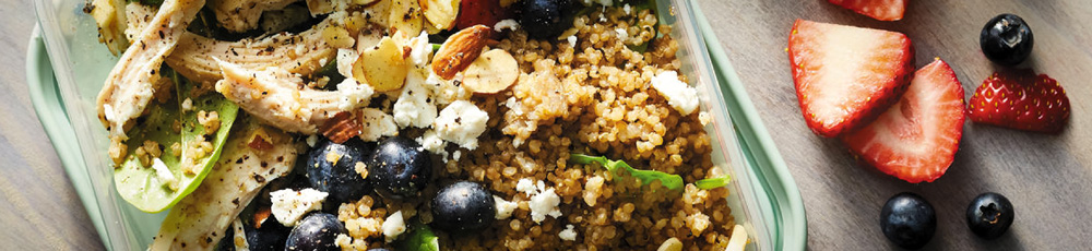 Quinoa Bowls with Chicken and Berries